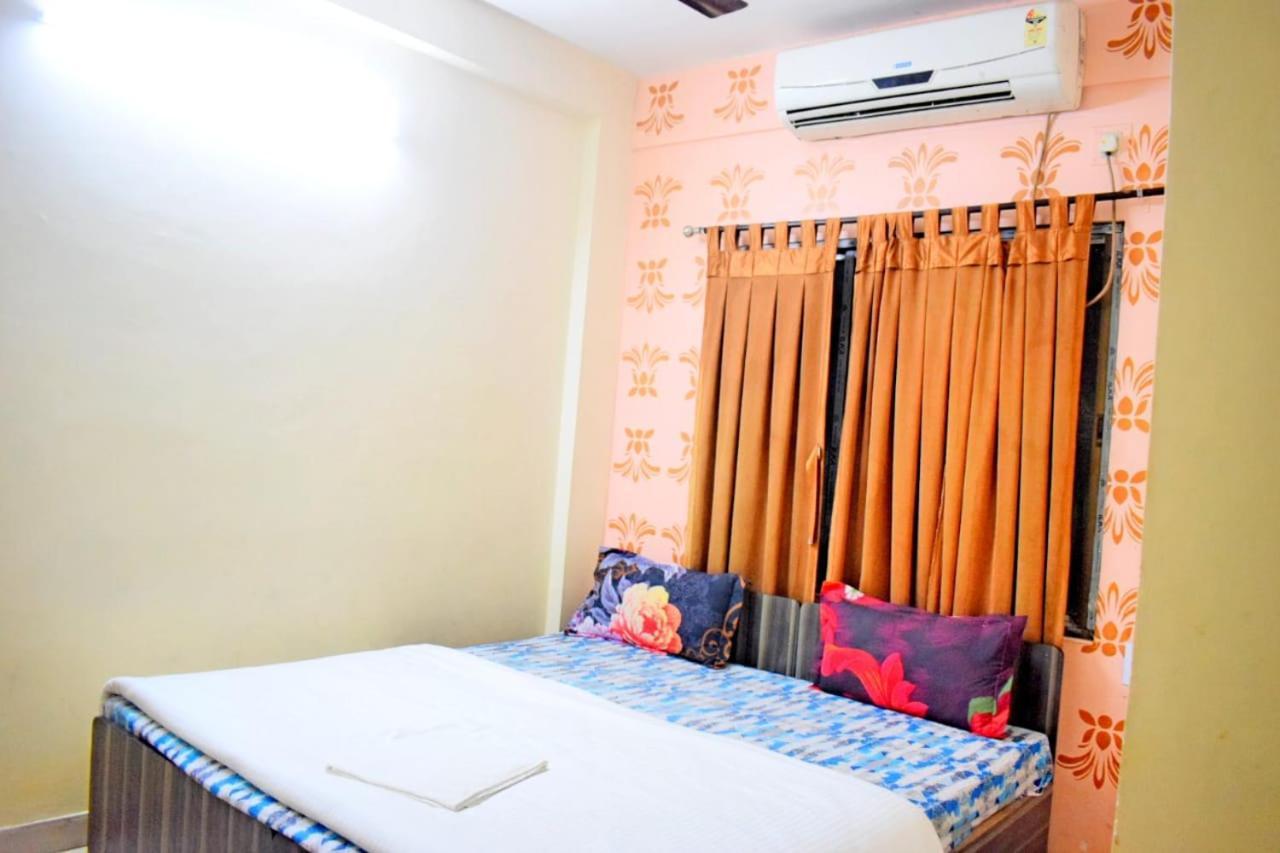 The Tavern Orchid Hotel Calcutta  Esterno foto