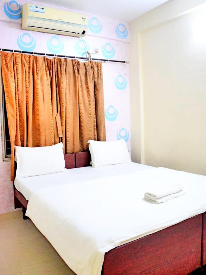 The Tavern Orchid Hotel Calcutta  Esterno foto